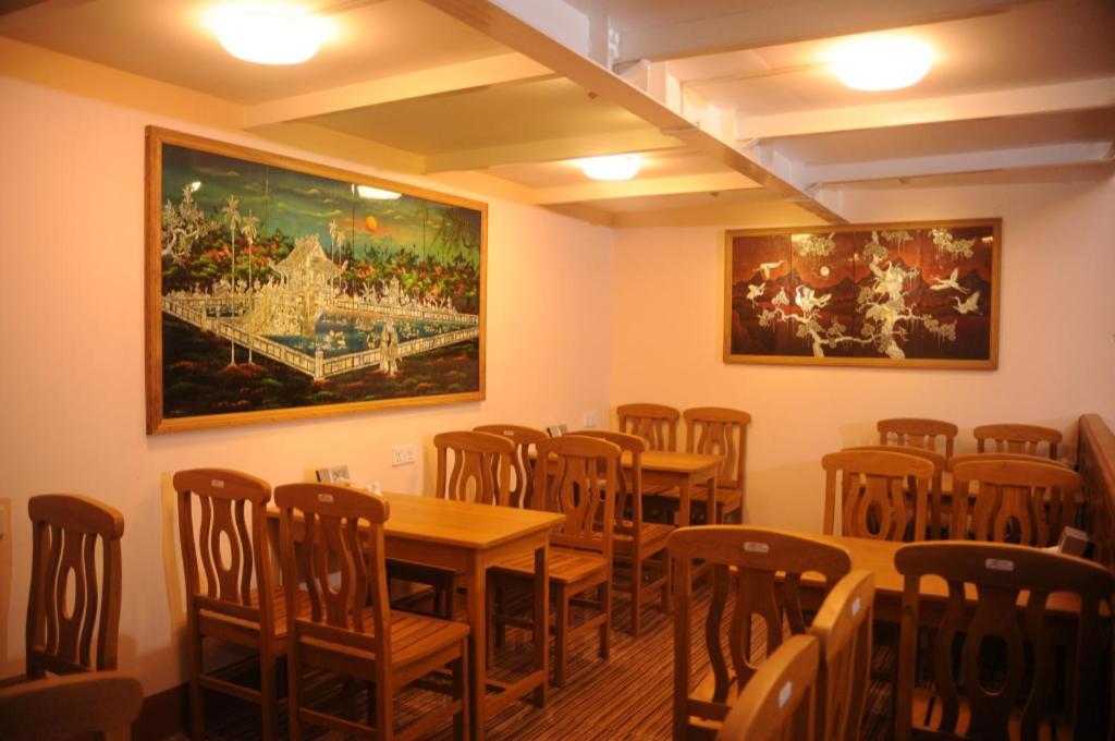 Yangon Urban Hotel Exteriör bild
