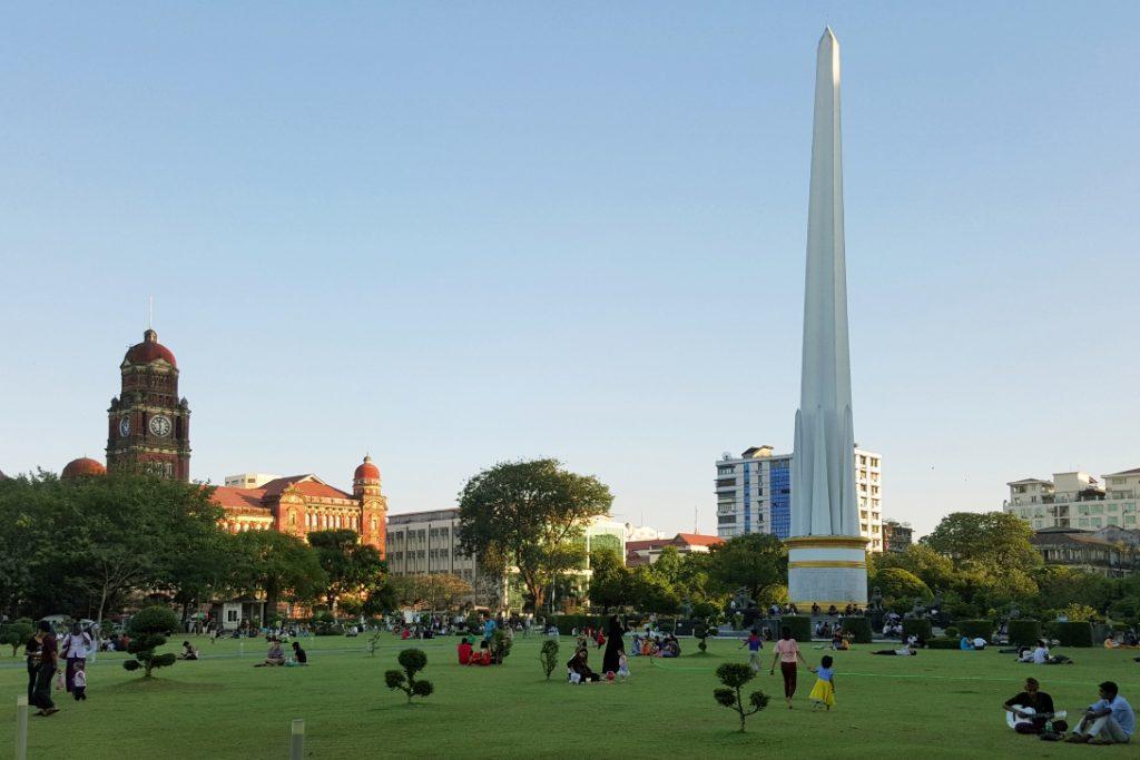 Yangon Urban Hotel Exteriör bild
