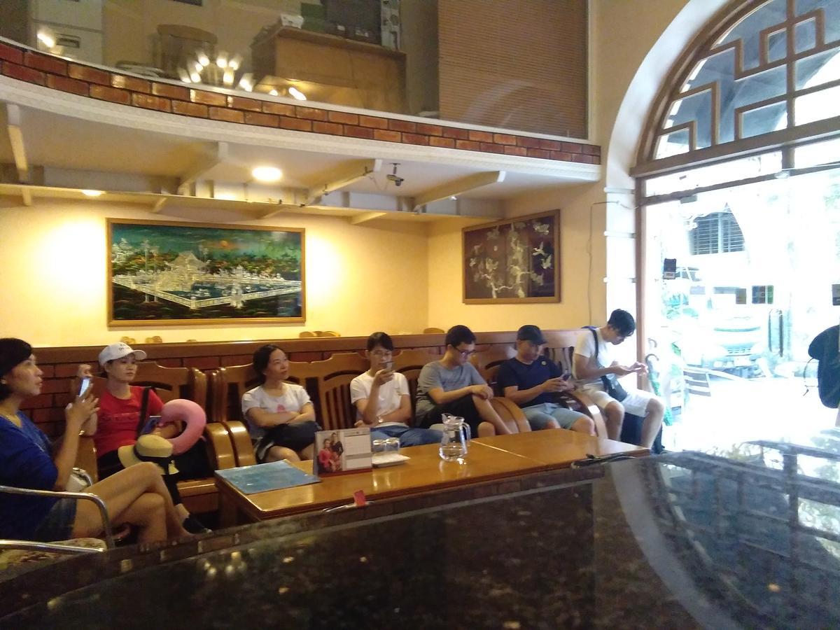 Yangon Urban Hotel Exteriör bild