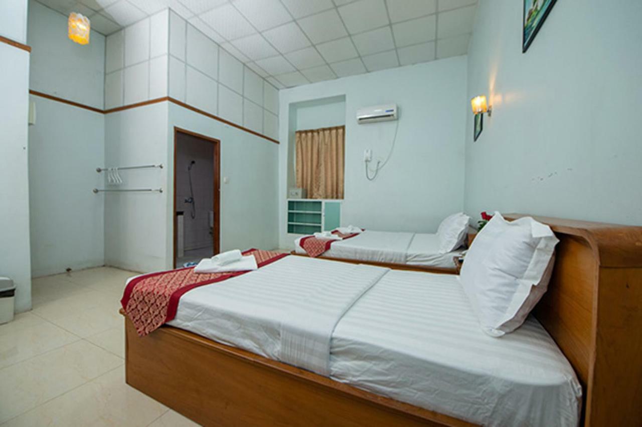 Yangon Urban Hotel Exteriör bild