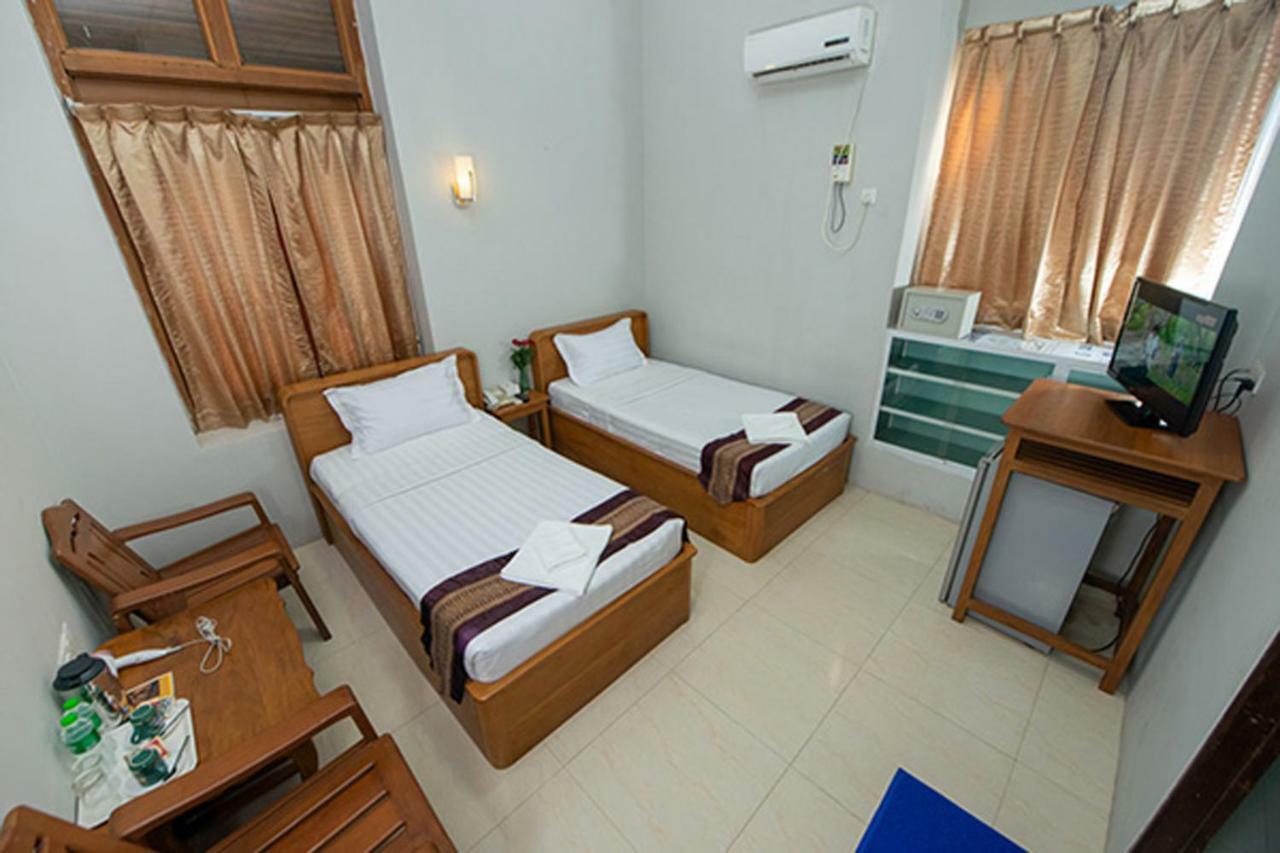 Yangon Urban Hotel Exteriör bild
